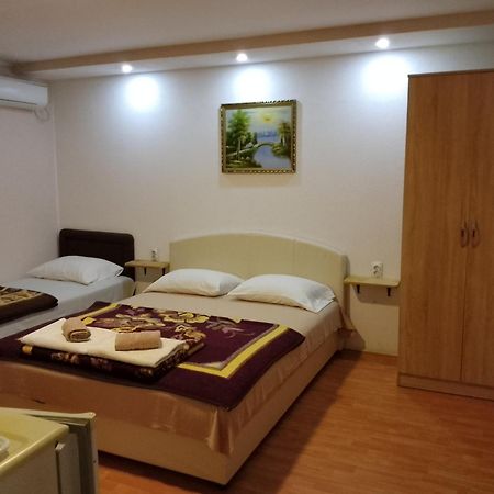 Rooms Jancic Ulcinj Exterior photo